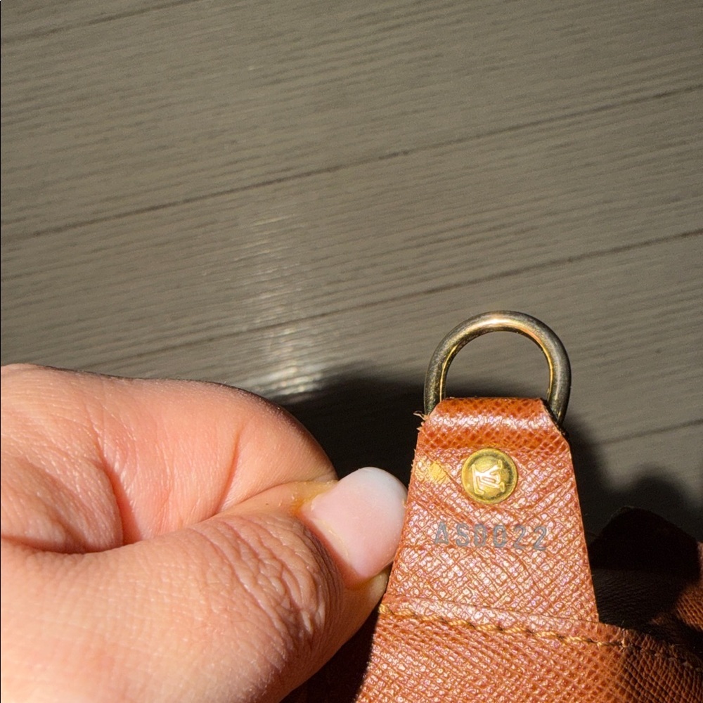 Authentic Louis Vuitton Dark Brown Monogram Musette Crossbody Bag - Picture 6 of 12